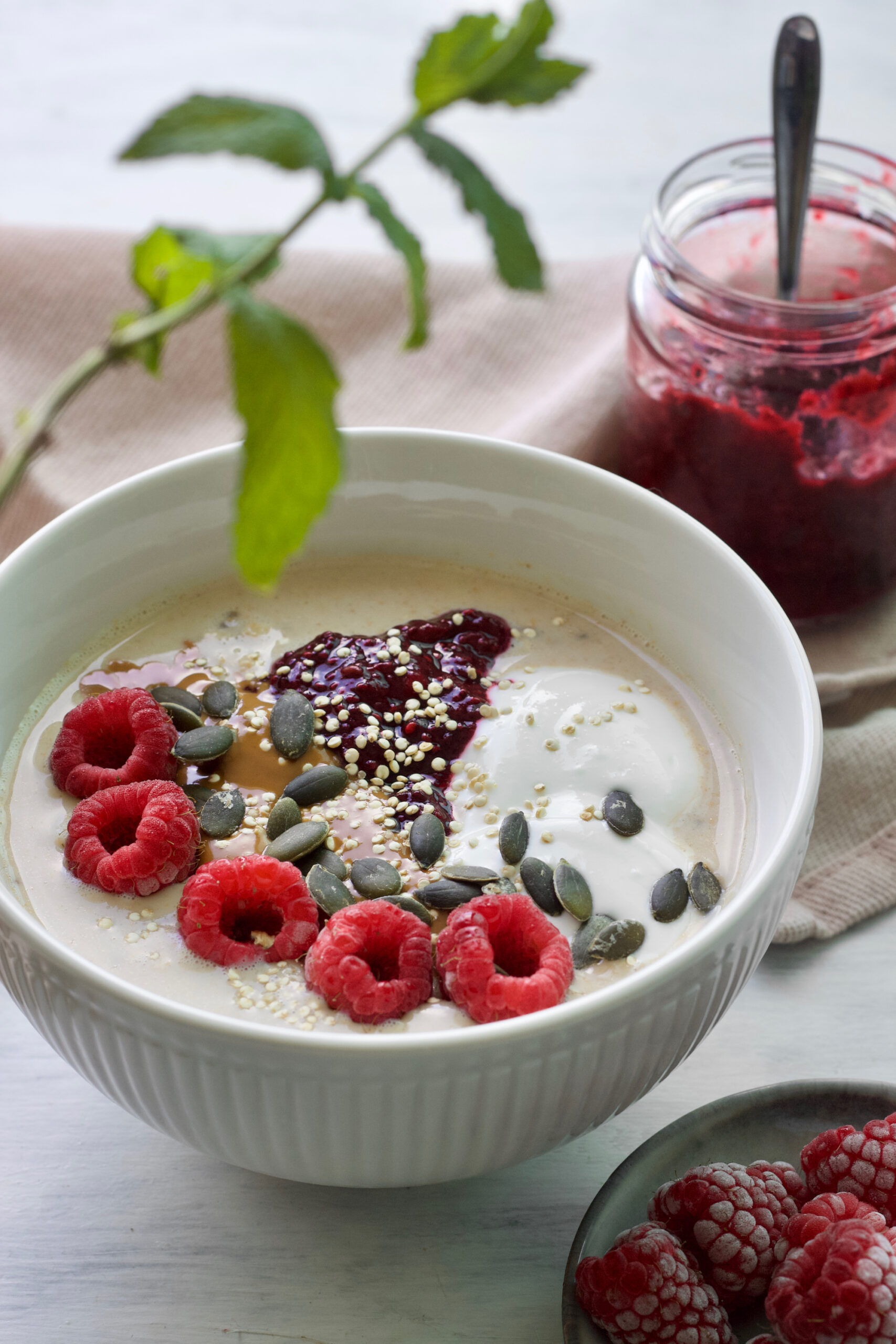 Healthy-vegan-overnight oats-jam-red berries-saudável-aveia adormecida-compota-frutos vermelhos-6